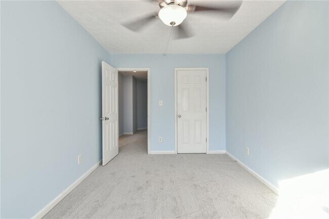 Building Photo - 1526 Viero Dr