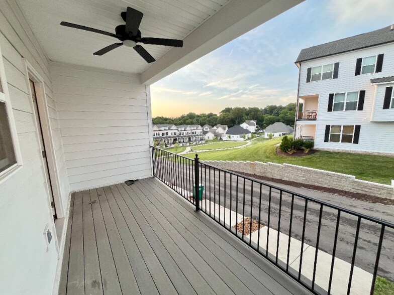 Building Photo - 465 Portsdale Dr