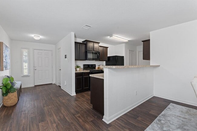 Building Photo - 1525 Breanna Ln