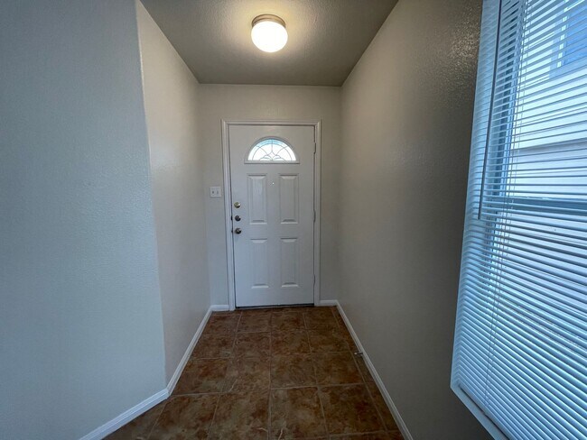 Building Photo - 6600 Taree Loop