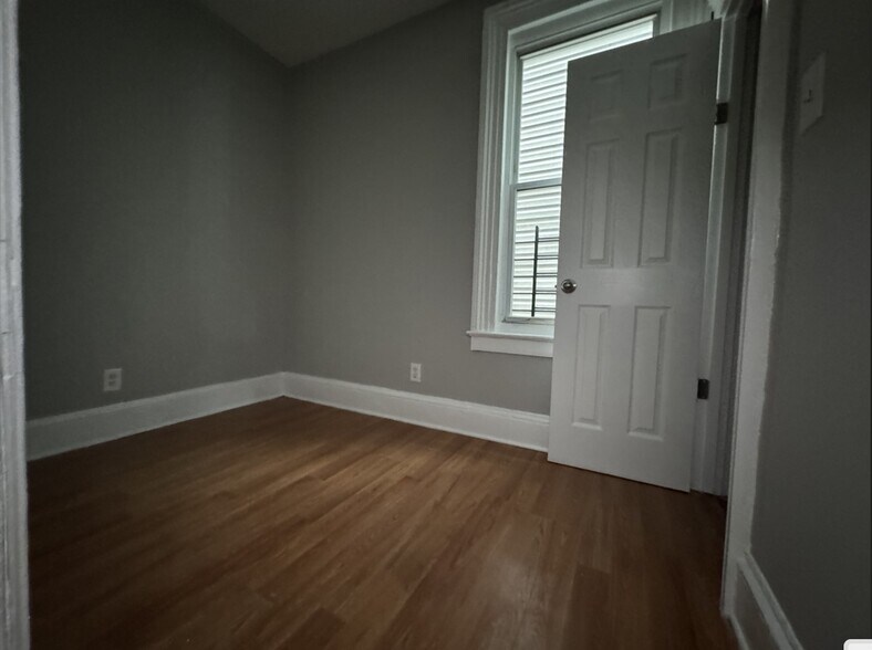 Unit 2 - 56 Gardner Ave