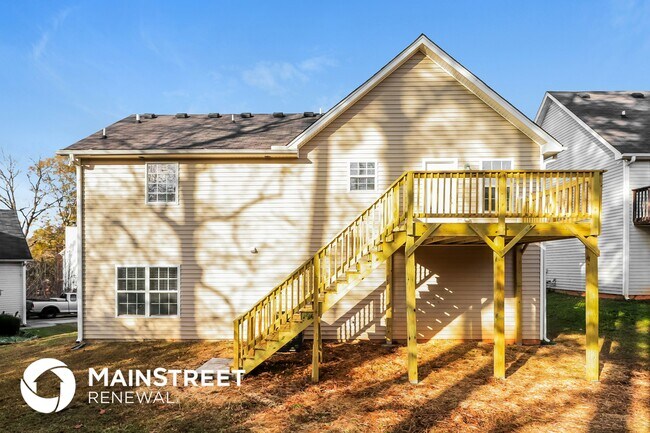 Building Photo - 499 Luke Ct