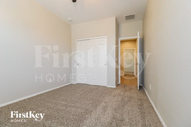 Building Photo - 17565 W Villa Chula Ln