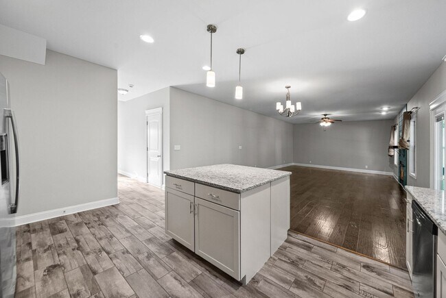 Building Photo - 1381 Morning Star Dr