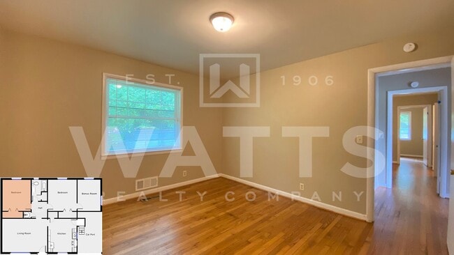Building Photo - Silver Lake Duplex