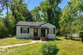 Building Photo - 431 Bussey Ave