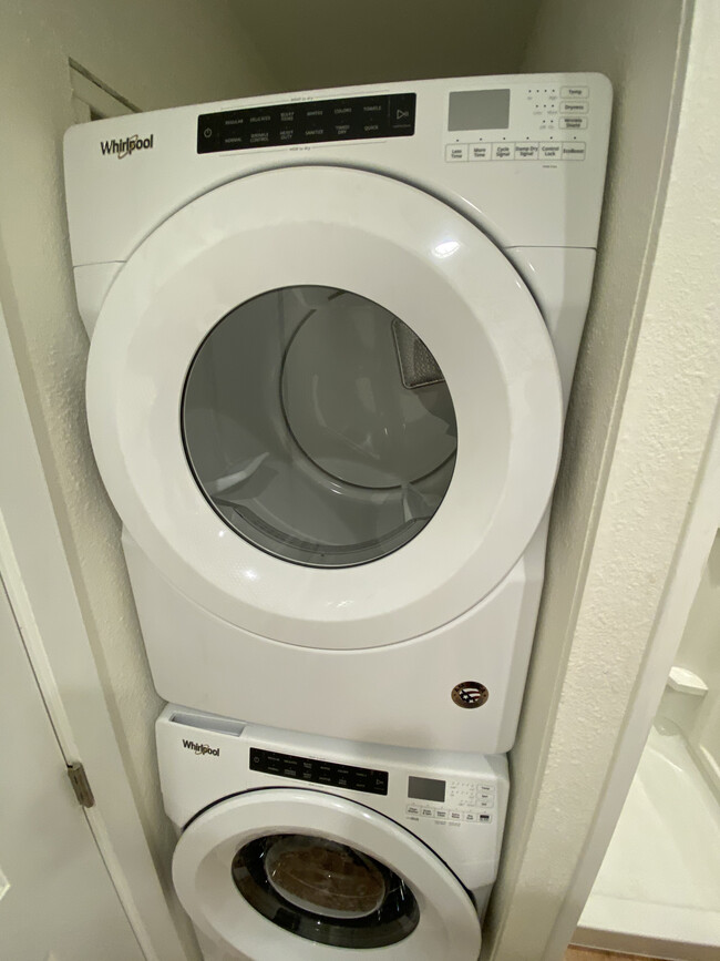 Full Size Washer and Dryer in Bathroom - 7509 Aurora Ave N