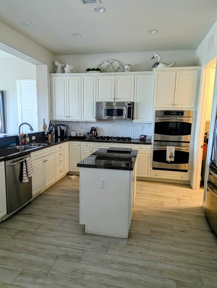 Building Photo - 81722 Camino Los Milagros