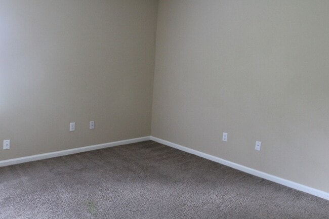 Building Photo - 134 Westcott Ln