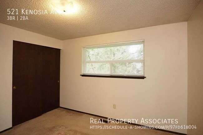 Building Photo - 521 Kenosia Ave S