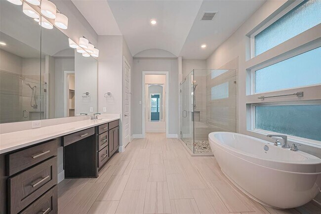Building Photo - 1322 McMurtry Ridge Dr
