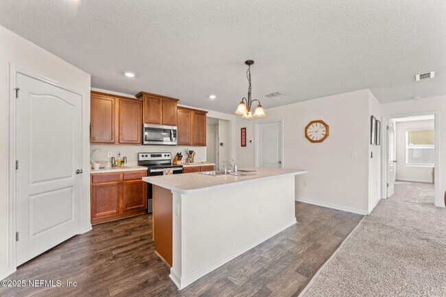 Building Photo - 11529 Stickleback Ln