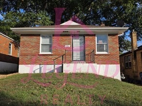 Building Photo - Cozy 2 Bedroom 1 Bathroom Home!