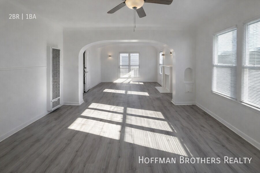 Building Photo - 1509 12th Ave