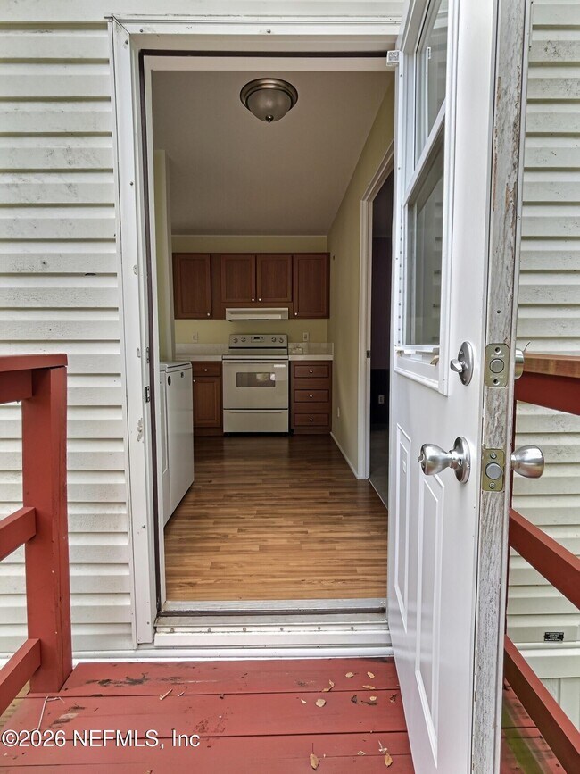 Building Photo - 467 Olive Cir