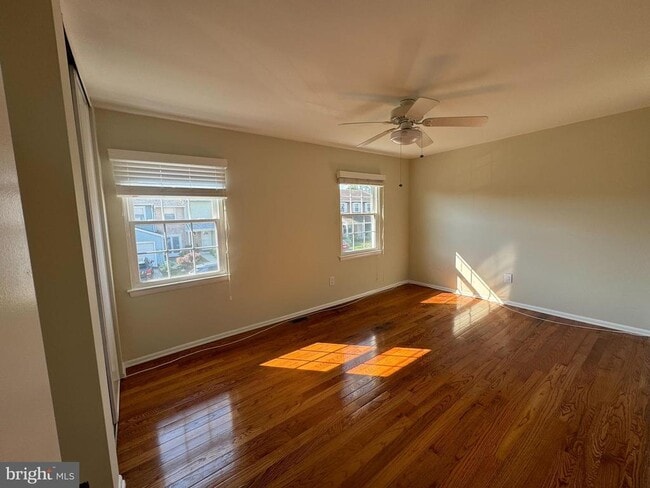 Building Photo - 45 Windsor Mews