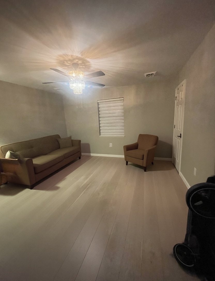 Building Photo - 105 Ellington Pl