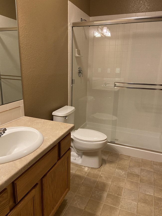 Building Photo - 6607 W 3rd St