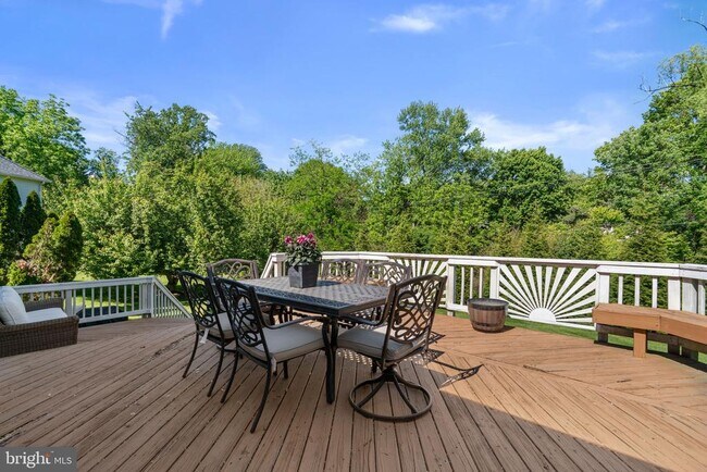 Building Photo - 10211 Brightstone Pl