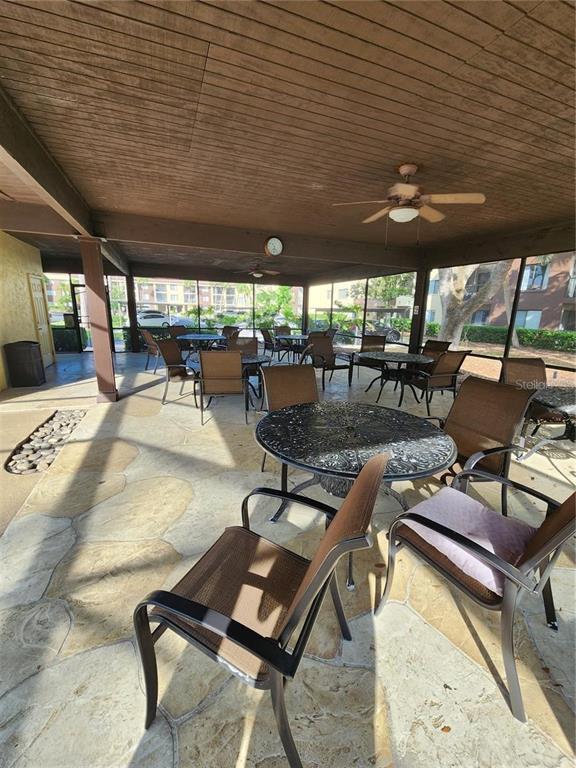 Building Photo - 13610 S Village Dr