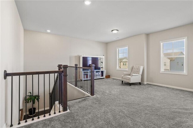 Building Photo - 7057 Br Crk Cv