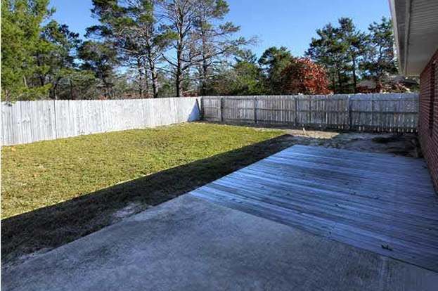 Building Photo - 4150 Oak Pointe Dr