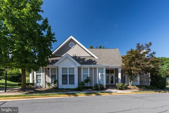 Building Photo - 14316 Climbing Rose Way