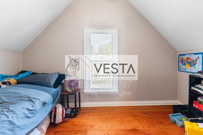 Building Photo - 241 N Main St