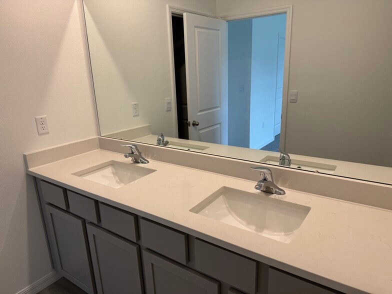 Building Photo - 3508 Marigold Patch Ct