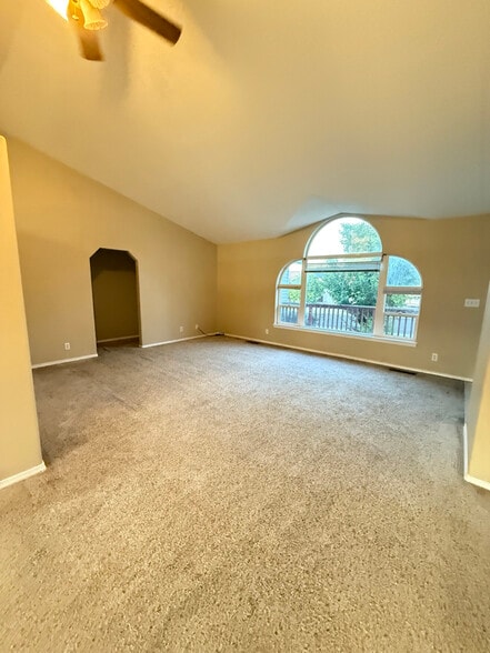 Building Photo - 311 Trotter Dr