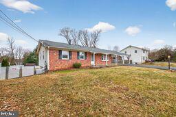 Building Photo - 17504 Redland Rd