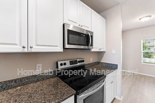 Building Photo - 7126 Mesa Cliffs