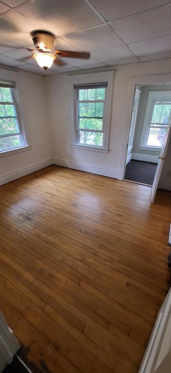 Building Photo - 812 6th Ave S