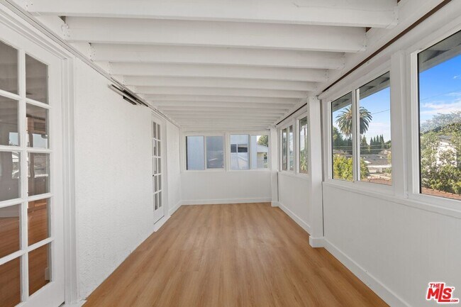 Building Photo - 2522 Armacost Ave