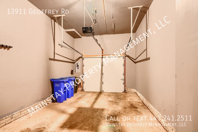 Building Photo - 13911 Geoffrey Rd