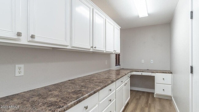 Building Photo - 3441 W Little Hopi Dr