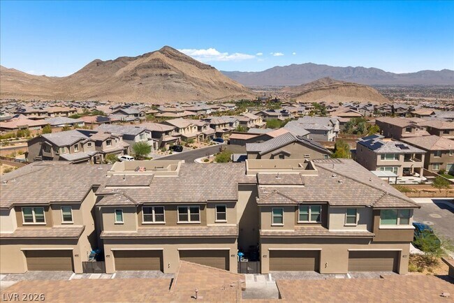 Building Photo - 11450 Contour Ave