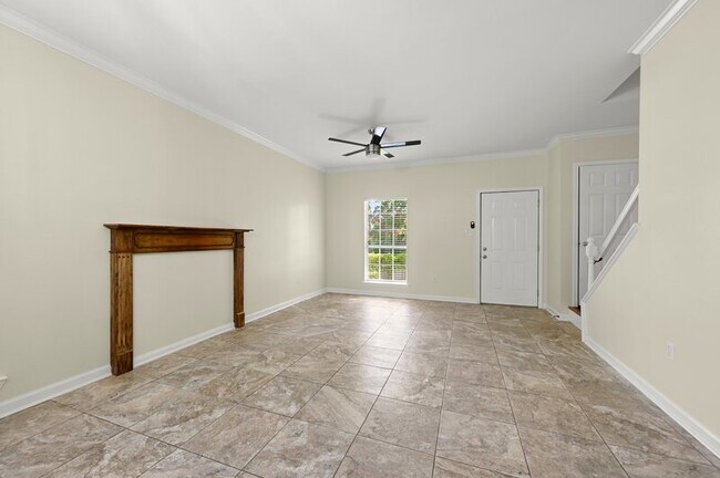 Building Photo - 5387 Rosedown Ct