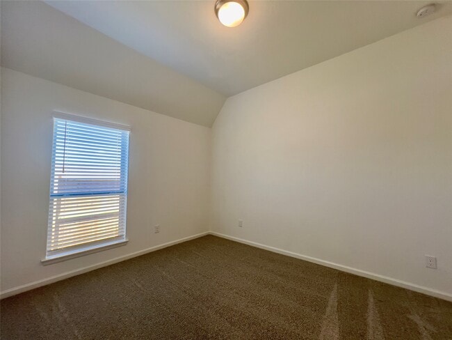 Building Photo - 10931 Spring Wind Dr