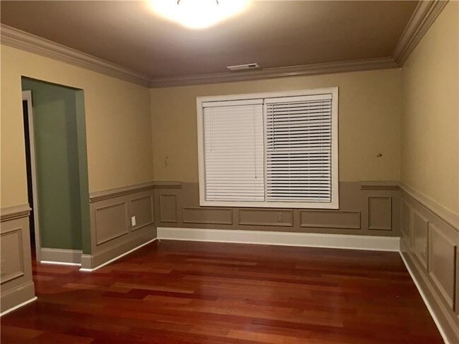 Building Photo - 1864 Canoe Ridge NW