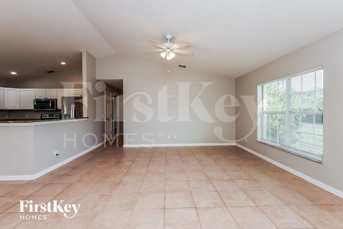 Building Photo - 12097 Helios Ave