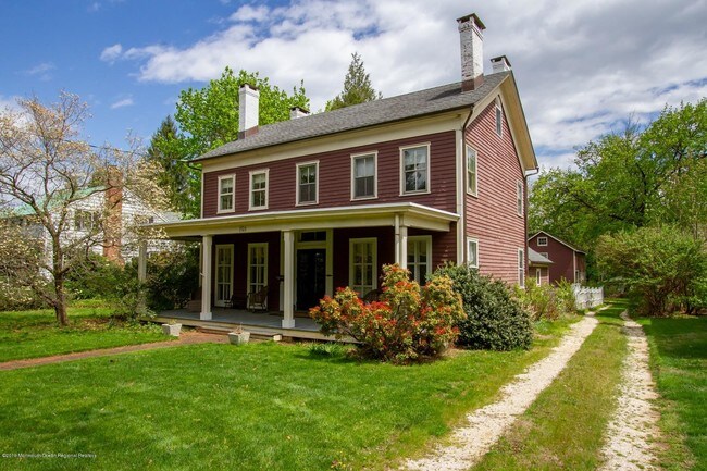 Building Photo - 905 Broad St