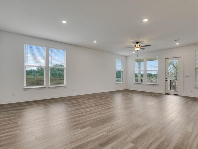 Building Photo - 412 Copperleaf Cv