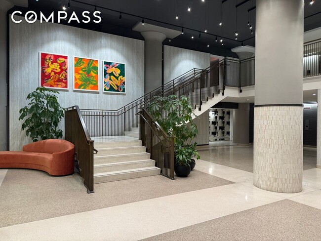 Building Photo - Enormous ~1,285 s/f, designer condo Loft apt @OBBP 1 bedroom, 2 bathrooms + ~112 s/f terrace with...