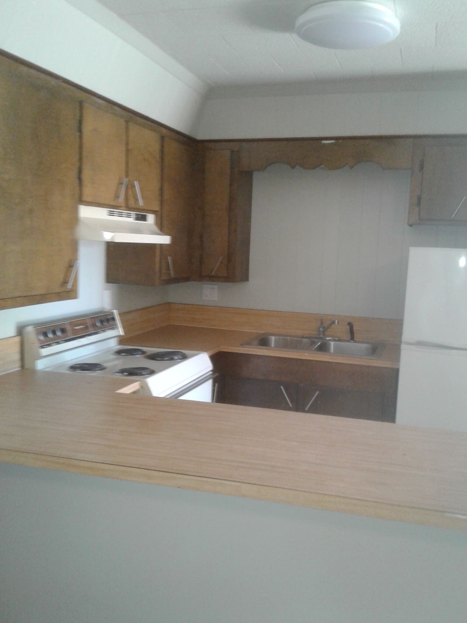 Building Photo - 207 Lana Dr