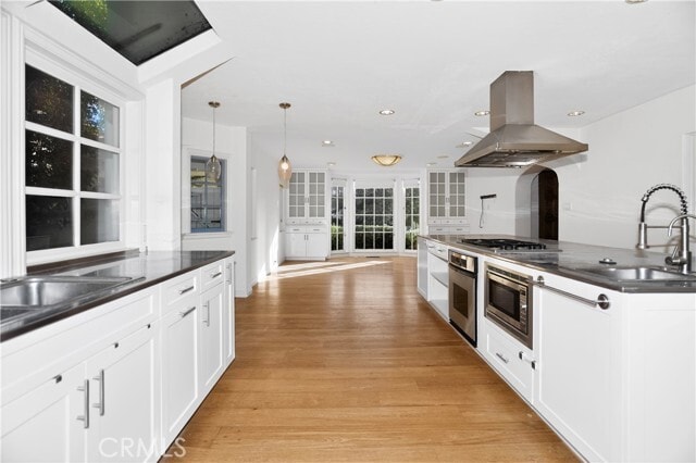 Building Photo - 6211 Warner Dr