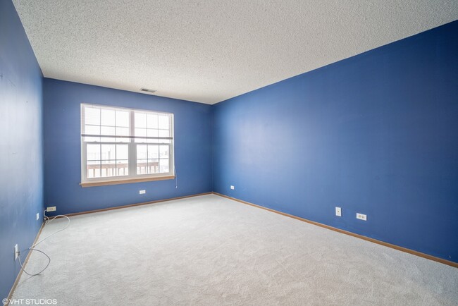 Building Photo - 350 W Happfield Dr