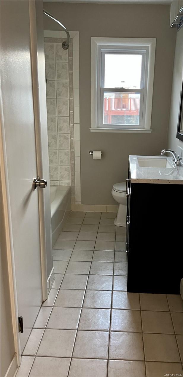 Building Photo - 3 Muller Ave