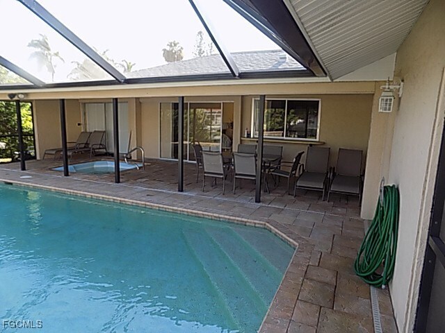 Building Photo - 3614 SE 16th Pl