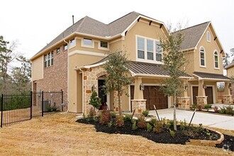 Building Photo - 10 Herons Flight Pl
